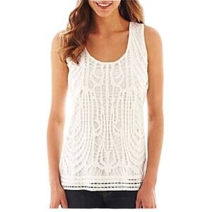 Blue Saks Fifth Ave White Embroidered Front Cotton Top size Medium